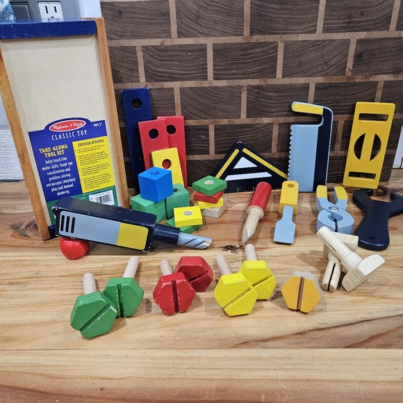 Melissa & Doug Wooden Take Along Tool Kit Toolbox & 30 pcs Including 7 Tools - Picture 12 of 12